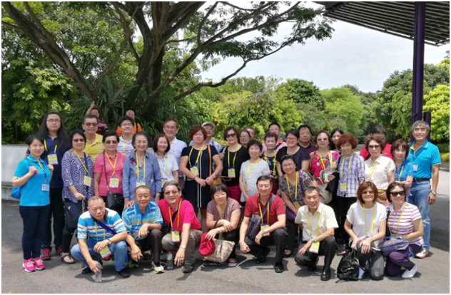 團員們在濱海灣花園合影